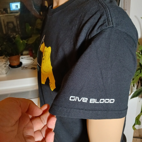 5/$25 Red Cross Godzilla Kong The New Empire T-Shirt Size L - Picture 3 of 4